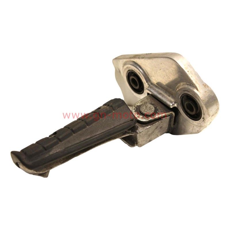 REPOSE PIED AVANT droit 850 TDM 3VD 4TX 1991/2001 1UA-27420-00 REPOSE PIED AVANT droit 850 TDM 3VD 4TX 1991/2001 1UA-27420-00