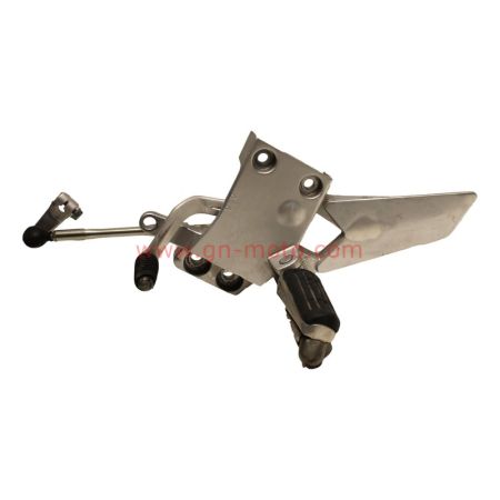 Platine Repose-pied Avant Gauche Yamaha FJR 1300 – Réf. 5JW-27442-00 – 2001 à 2005