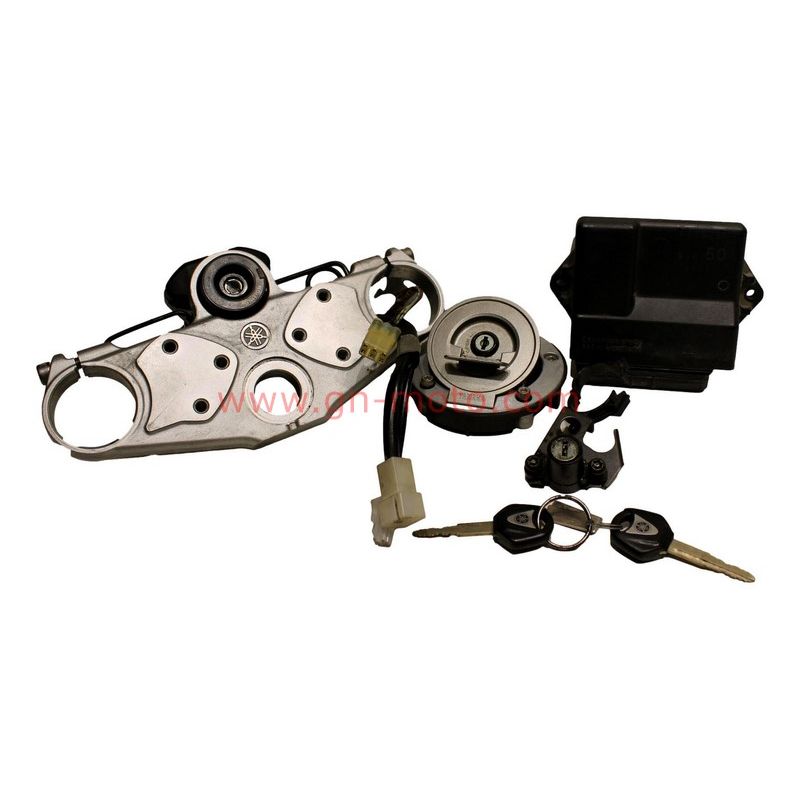 Ensemble de Serrures + Transpondeur Yamaha 1300 FJR 2003 5VS-W8250-50 Occasion Ensemble de Serrures + Transpondeur Yamaha 1300 FJR 2003 5VS-W8250-50 Occasion