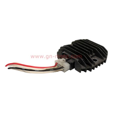 regulateur sh650a-12 Yamaha 850 TDM 4TX 1996-2001 4JH-81960-00 | Occasion