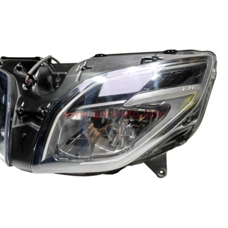 phare leds 2(pattes cassées) yamaha 1300 fjr 20016-2018 B88-8430B-00 | Occasion