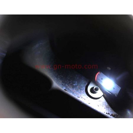 Réservoir Yamaha 850 TDM 1996-1998 4TX-24110-10-01 | Occasion