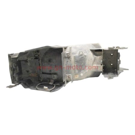 garde boue arriere coupé mauvais état yamaha 850 TRX 4NX-21611-10 | Occasion