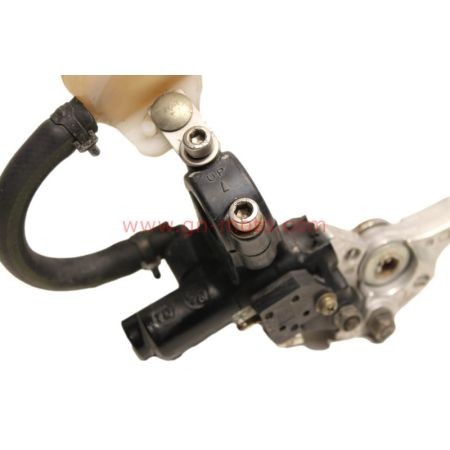 maitre cylindre frein avant yamaha 850 trx mauvais etat 3GM-W2587-50 | Occasion