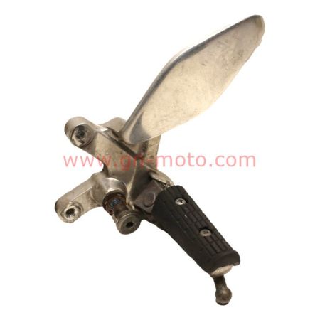 Platine repose pied avant gauche yamaha 850 trx 4FM-27442-02 | Occasion