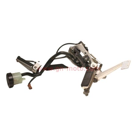 platine repose pied droite Yamaha 1300 FJR 2006-2012 3P6-27443-00 | Occasion